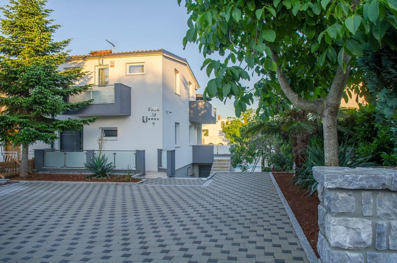 Villa Mmm ヴァンタシチ エクステリア 写真