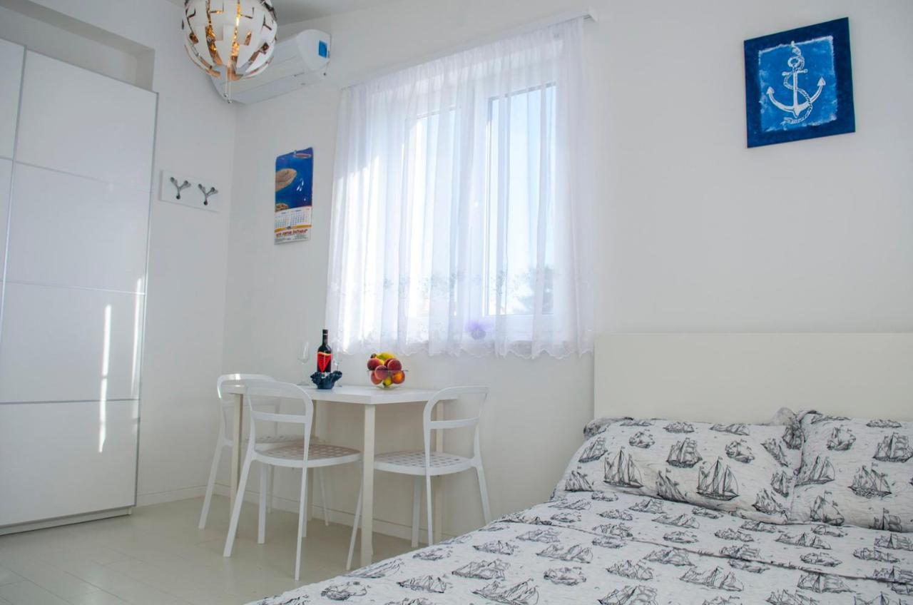 Villa Mmm ヴァンタシチ エクステリア 写真